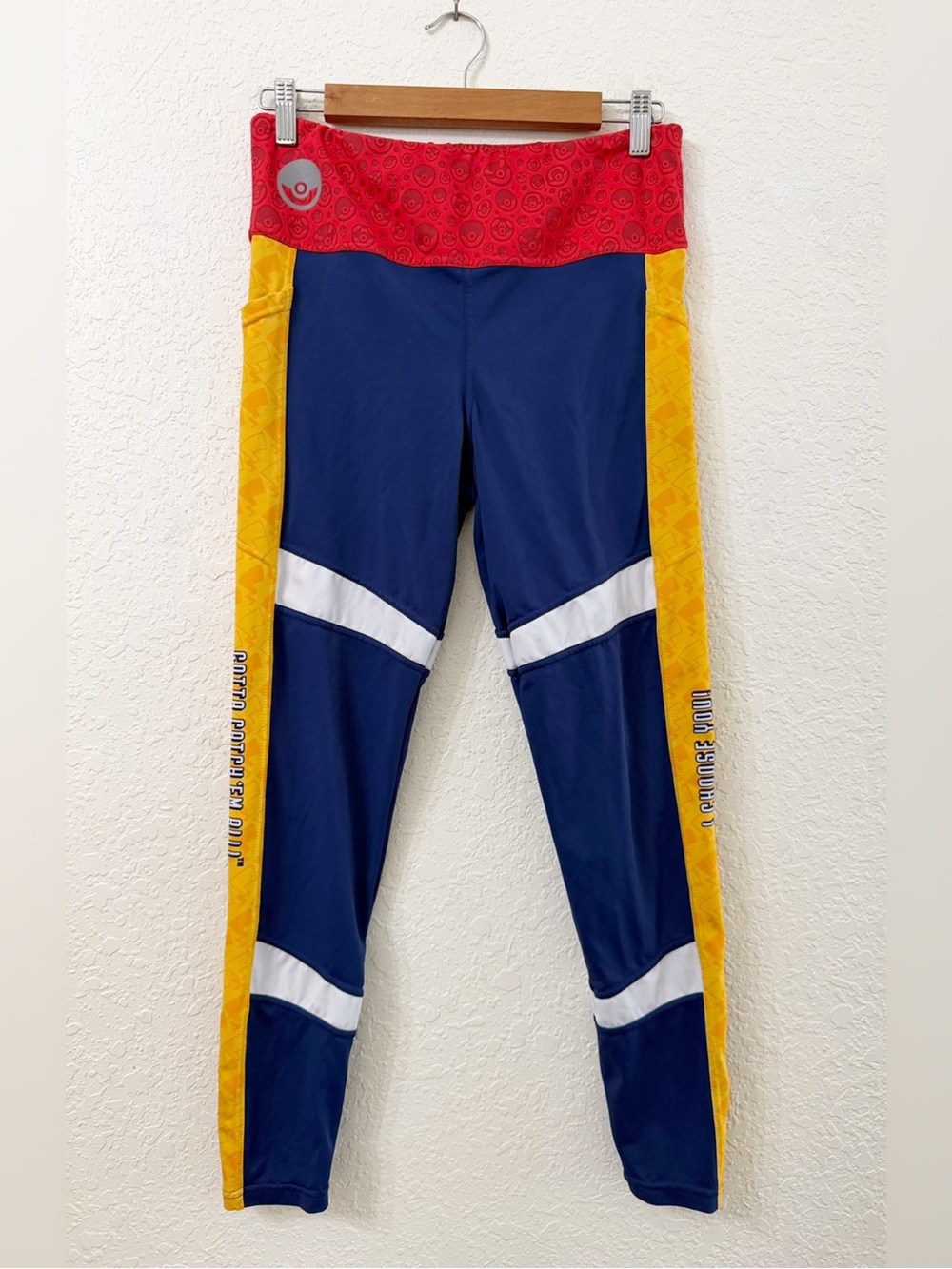 BlackMilk x Pokémon Trainer Leggings - L - Picture 2 of 14